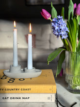 Load image into Gallery viewer, Concrete Boat Candle and Tealight Holder