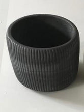 Load image into Gallery viewer, concrete plant pot