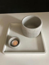 Load image into Gallery viewer, concrete plant pot