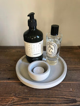 Load image into Gallery viewer, small round trinket tray 20cm