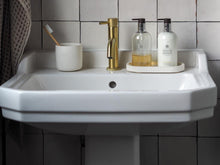 Load image into Gallery viewer, Small concrete storage pot