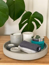 Load image into Gallery viewer, Small concrete storage pot