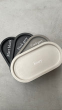 Load image into Gallery viewer, Small oval concrete tray