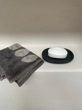 Load image into Gallery viewer, Grooved concrete soap dish soap