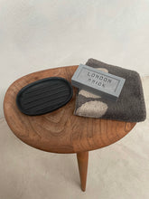 Load image into Gallery viewer, Grooved concrete soap dish soap