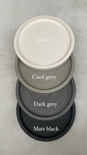 Load image into Gallery viewer, Small round concrete tray 20cm decorative display tray