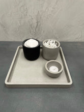 Load image into Gallery viewer, Square concrete tray 25cm