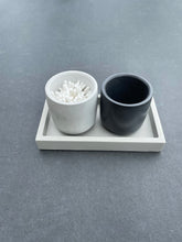 Load image into Gallery viewer, small concrete tray