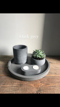Load image into Gallery viewer, Large round concrete 30cm tray
