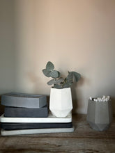 Load image into Gallery viewer, Hexagonal small concrete pot, make brush storage, cotton bud pot, gift, available in 3 colours