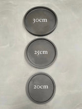Load image into Gallery viewer, Medium round concrete decorative tray 25cm in 4 colours