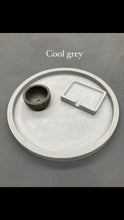 Load image into Gallery viewer, round concrete tray