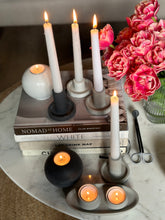 Load image into Gallery viewer, Concrete sphere tealight holder
