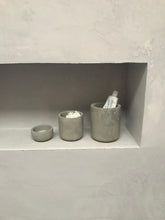 Load image into Gallery viewer, large concrete pot
