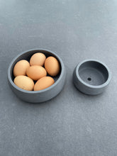 Load image into Gallery viewer, concrete bowl 
